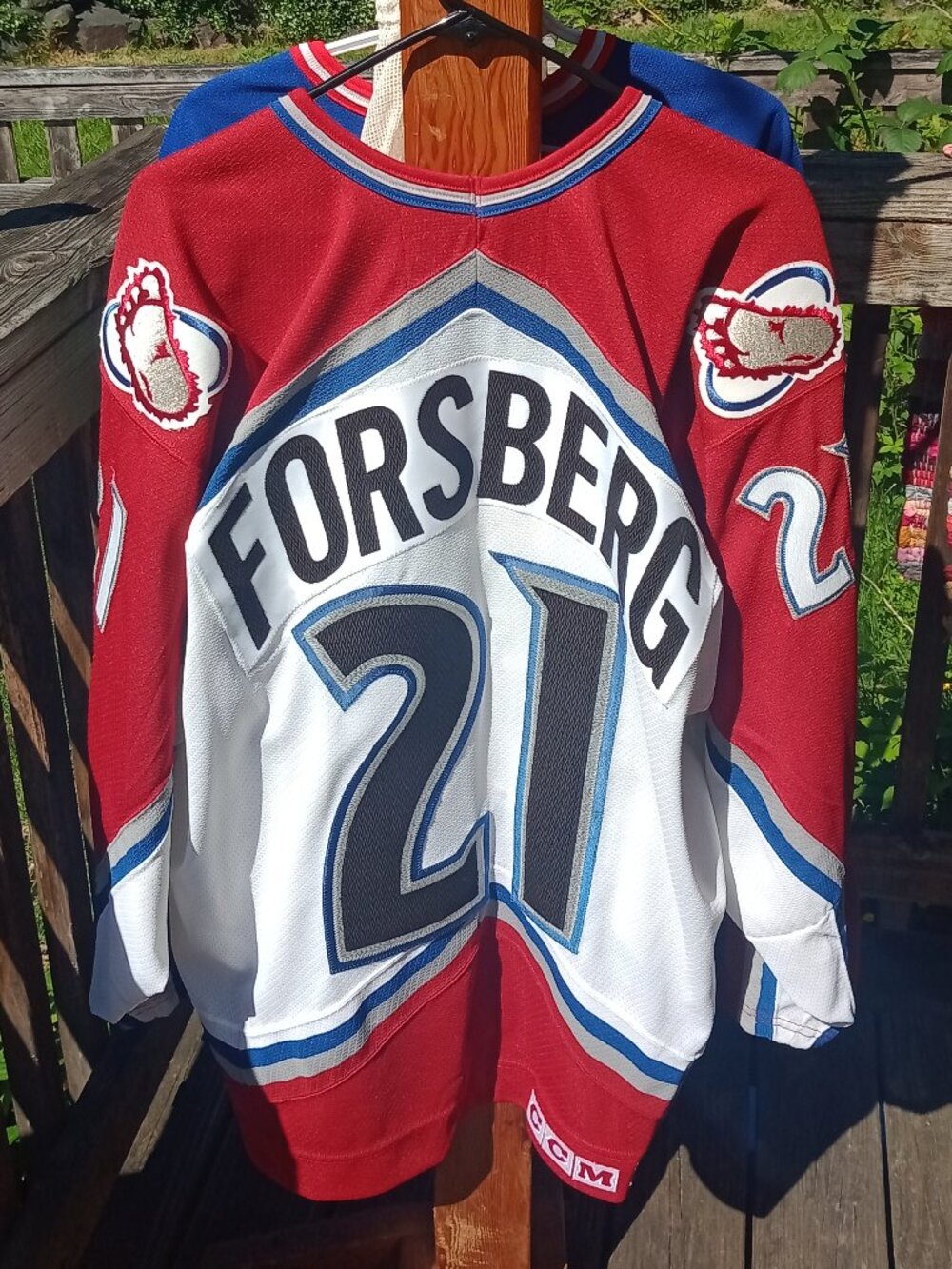 Peter Forsberg vintage CCM Colorado Avalanche NHL hockey jersey